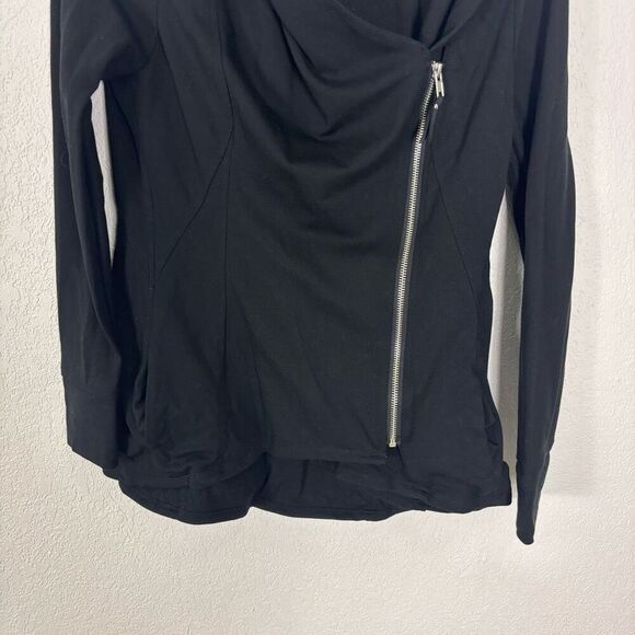 Matilda Jane Women's Laia Black Collared Asymetrical Zip Up Jacket Size Medium - Picture 4 of 6